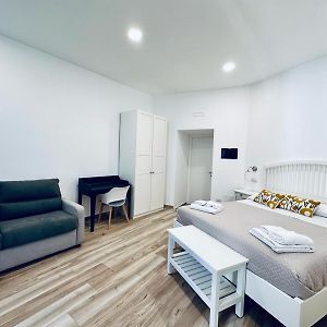 B&B Lara'S Home By I Borbone